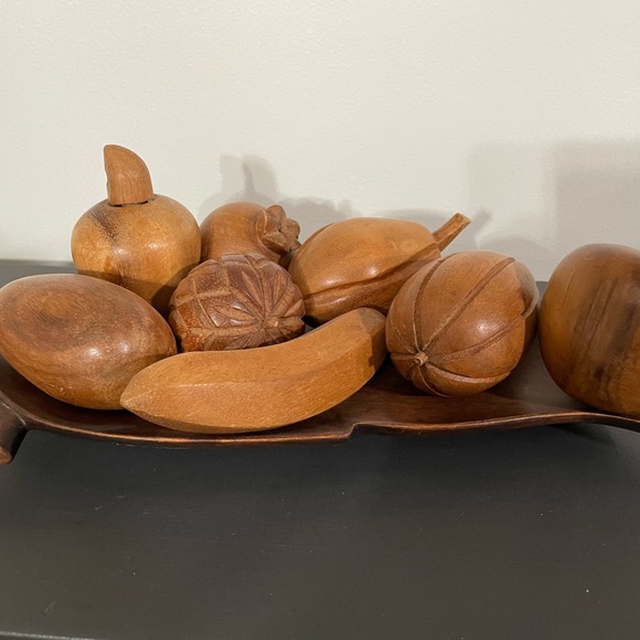 Vintage MCM Monkey Pod Wood Leaf Bowl and wooden fruit.Excellent retro - Picture 10 of 16